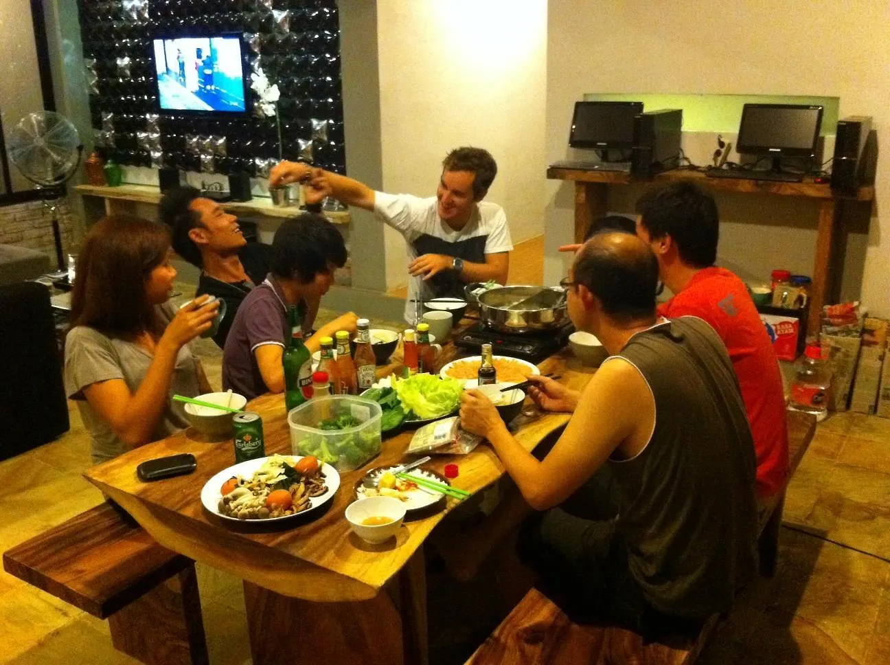 Guess House Hostel Seminyak Indonesien